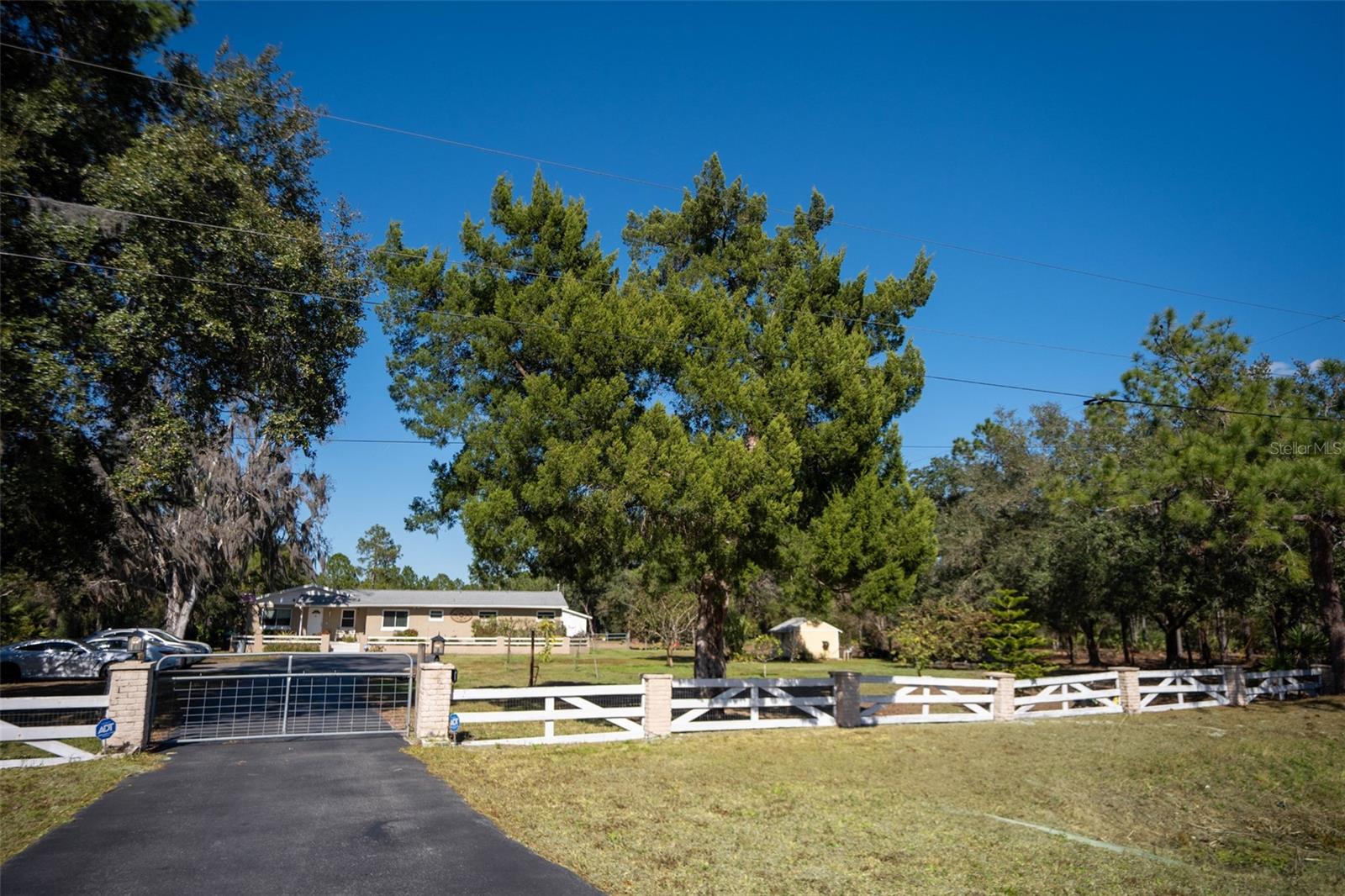 20963 Colonial Drive, FL