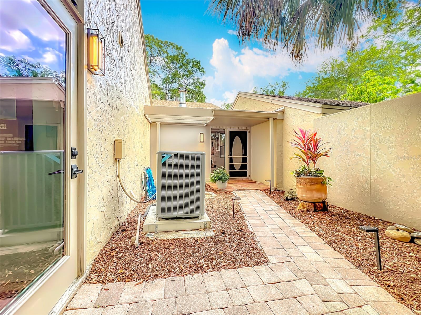 210 Weeping Elm Lane, FL