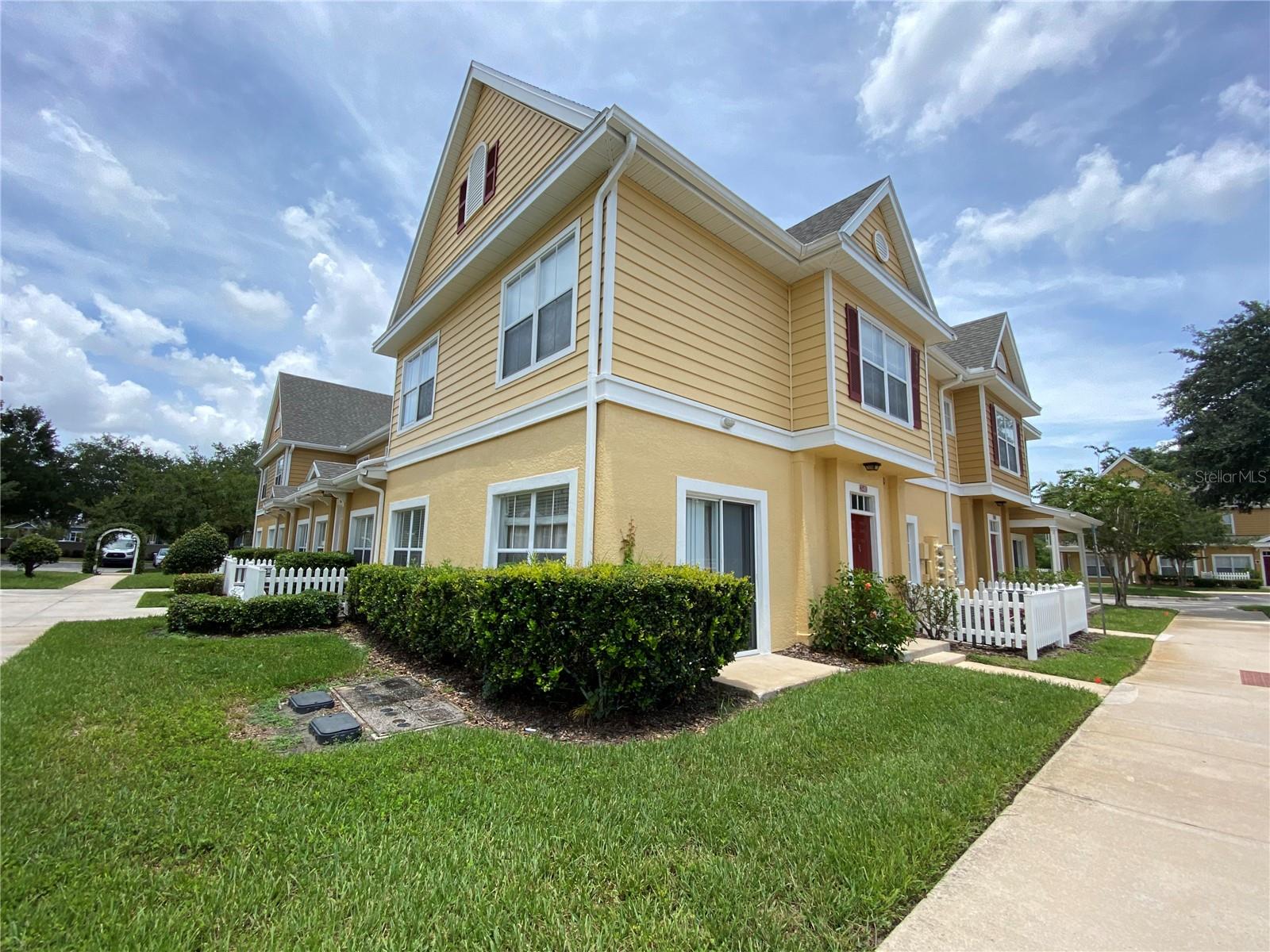 4552 Jonafree Lane, FL