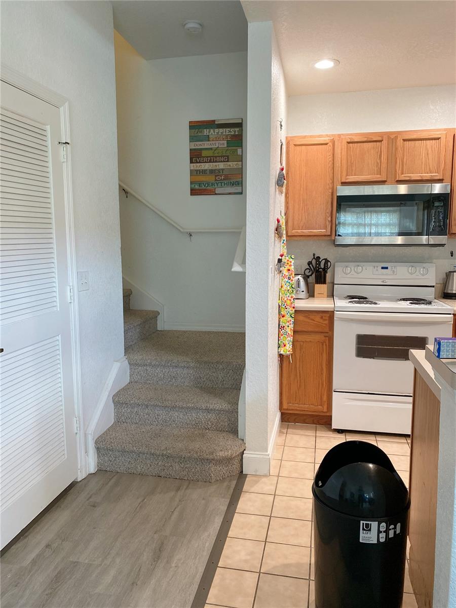 4552 Jonafree Lane, FL