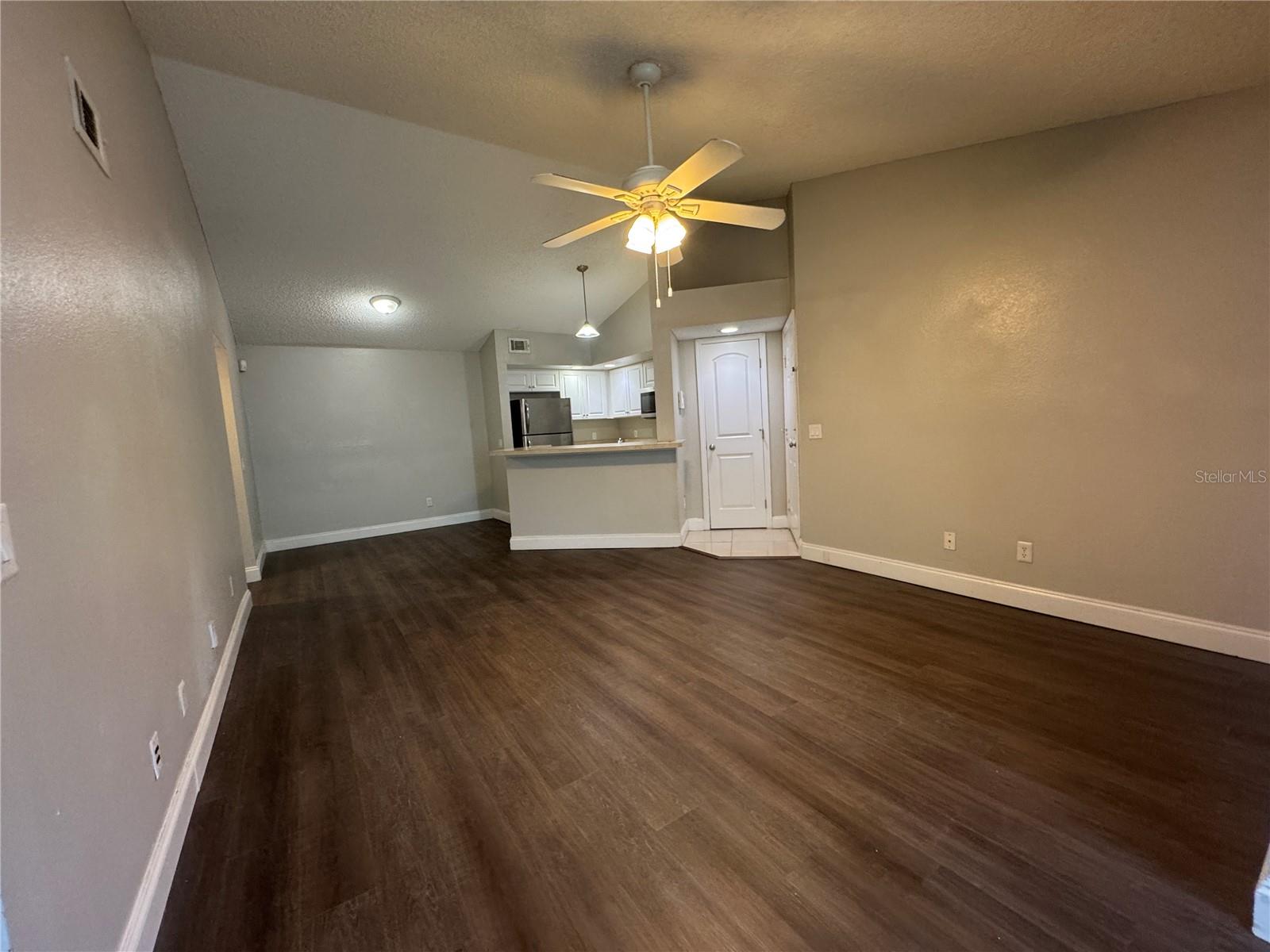 4532 Commander Drive, FL