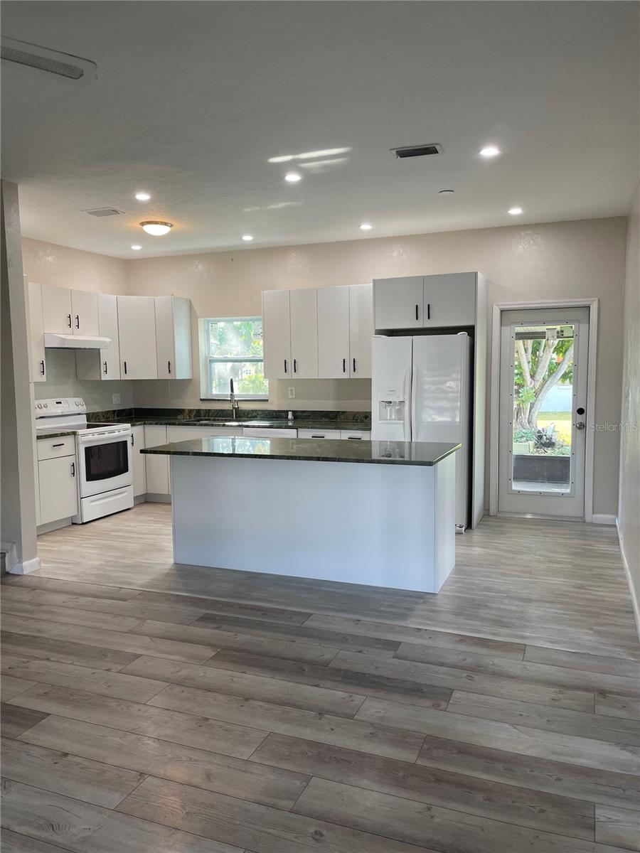 2171 Birchcrest Boulevard, FL