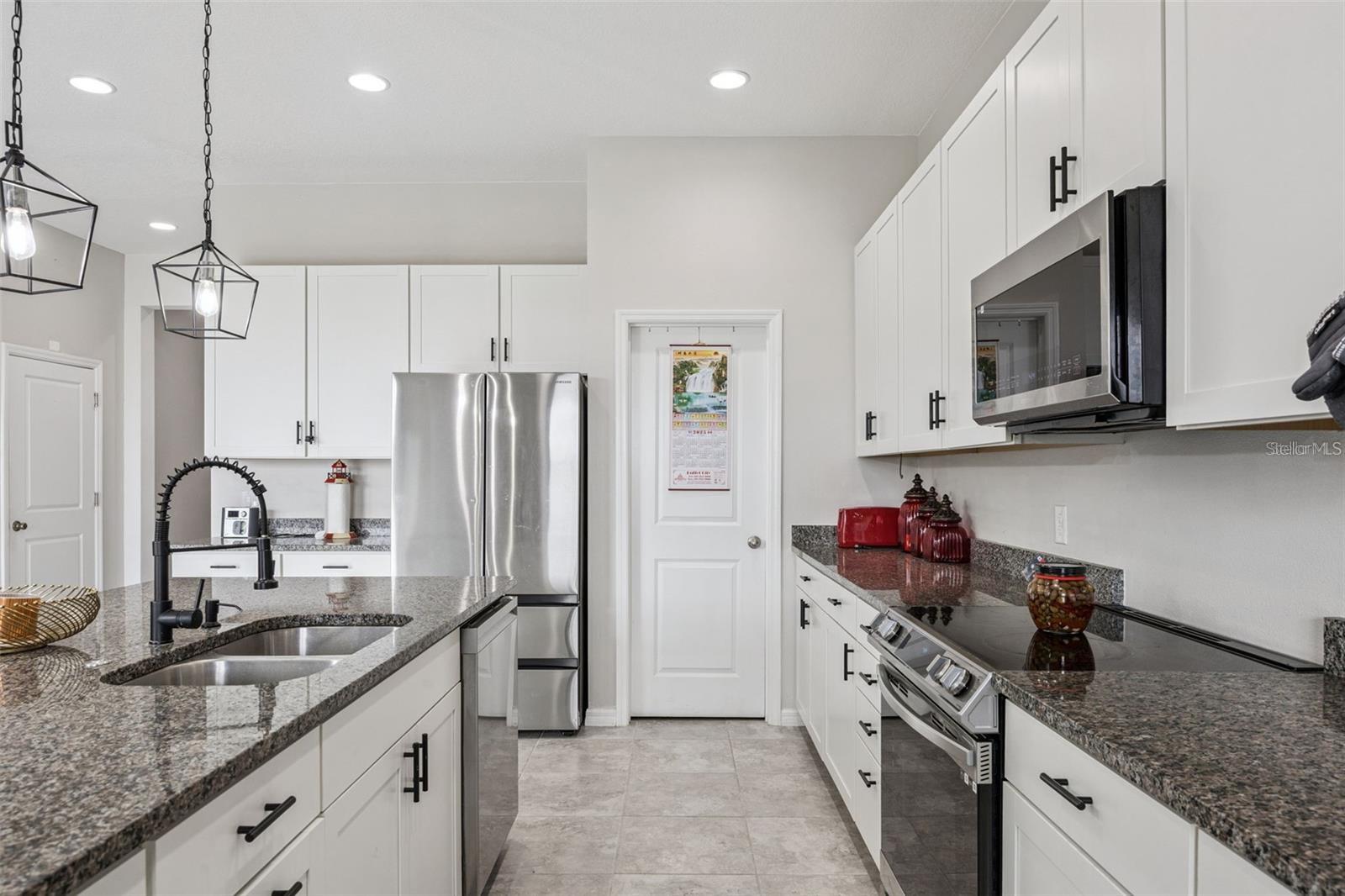 2091 Brillante Drive, FL