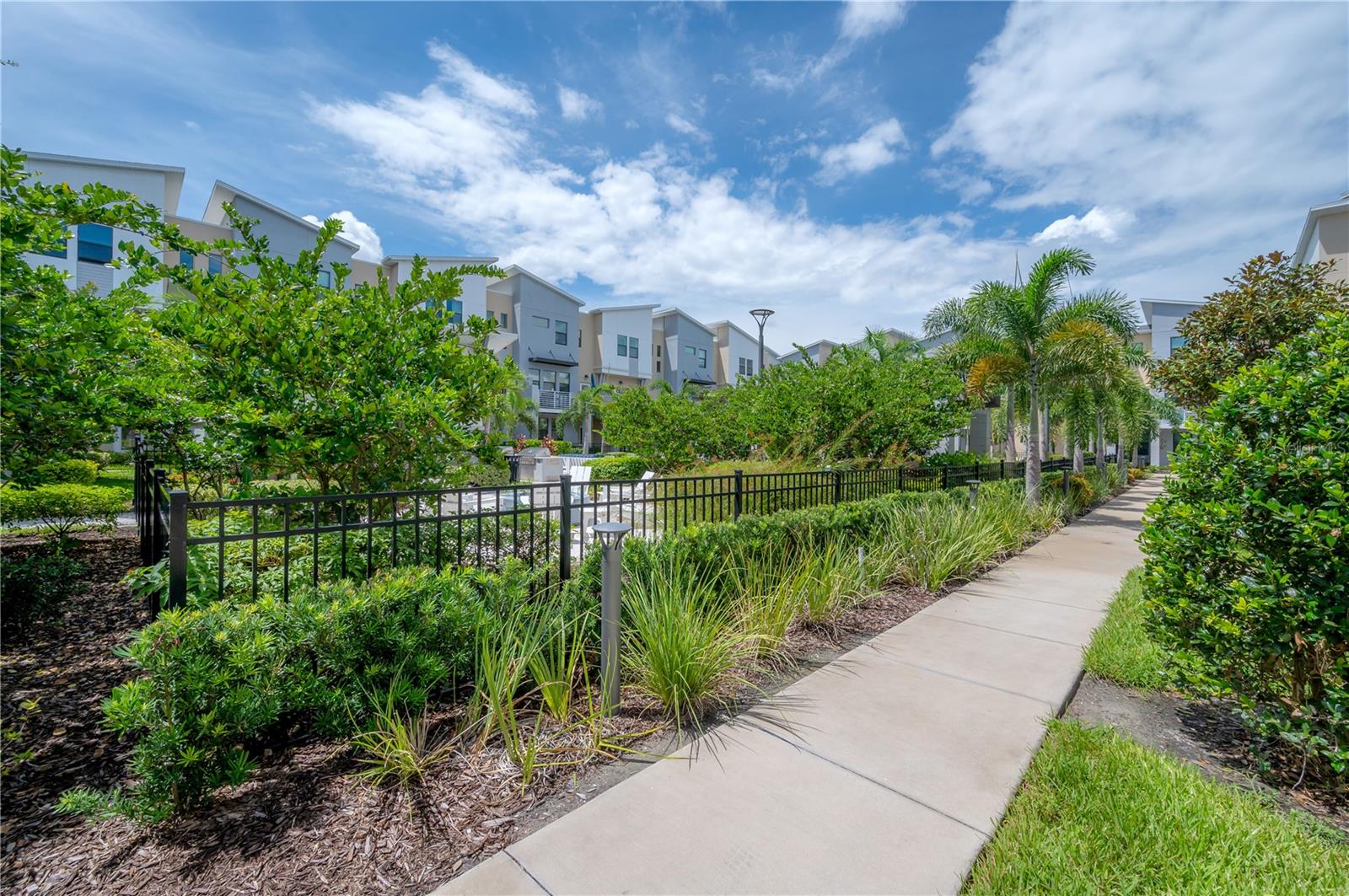 1162 25th Way, FL