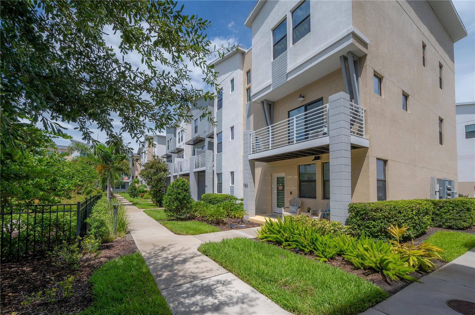 1162 25th Way, FL