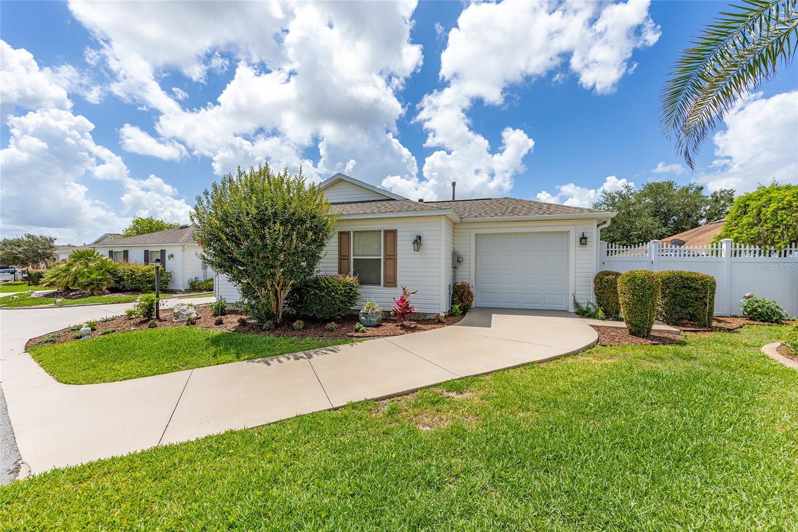 1678 Govan Place, FL