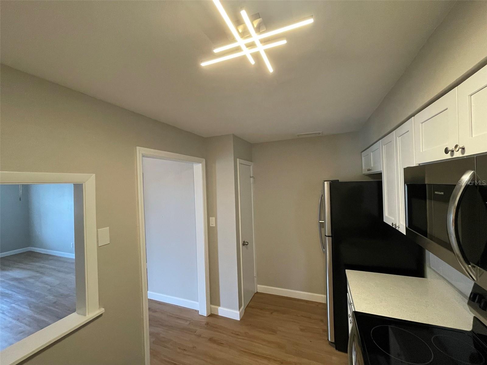 511 Duchess Court, FL
