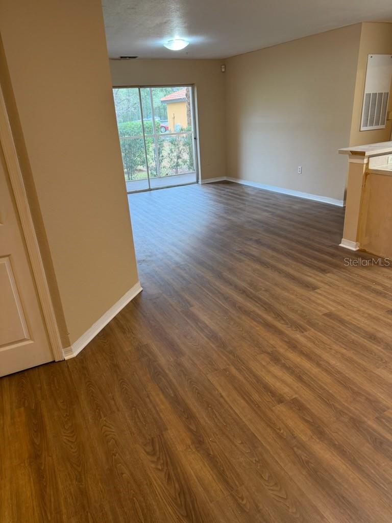 5463 Vineland Road, FL