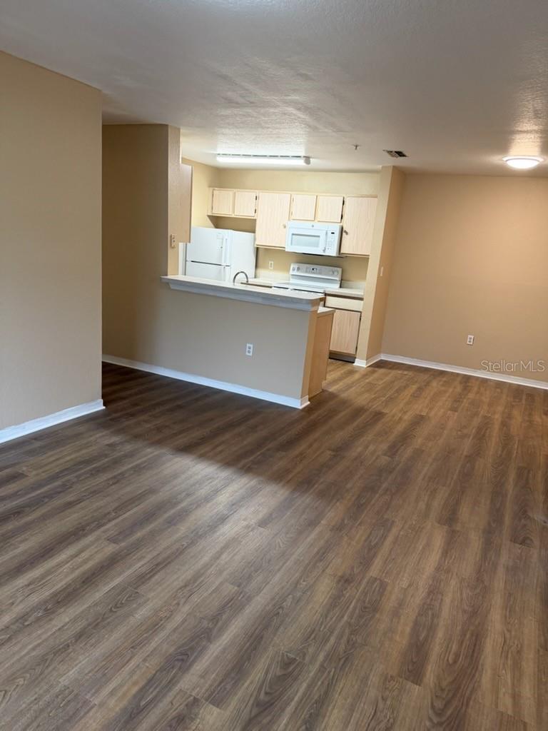 5463 Vineland Road, FL