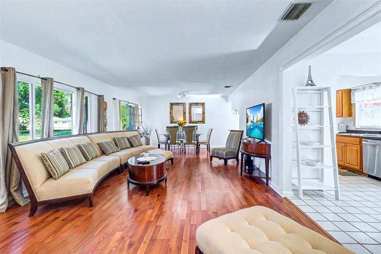 209 Aurora Avenue, FL