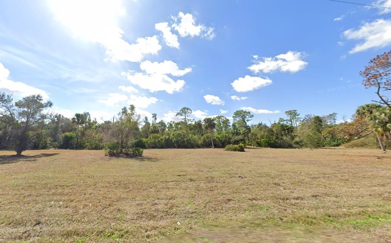 24581 Yacht Club Boulevard, FL