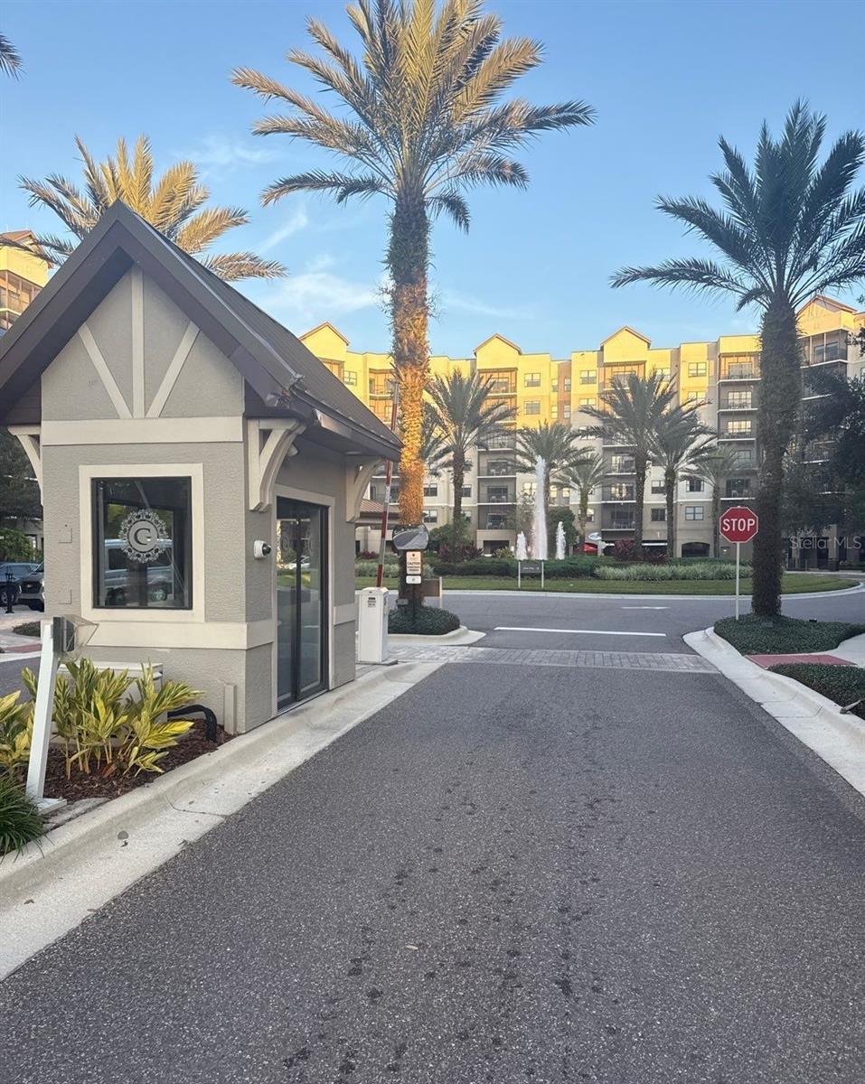 14501 Grove Resort Avenue, FL
