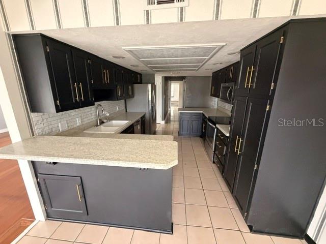 7 Clee Ct, FL
