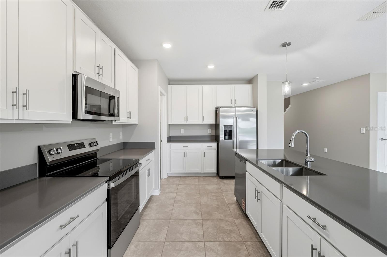724 Daring Drive, FL