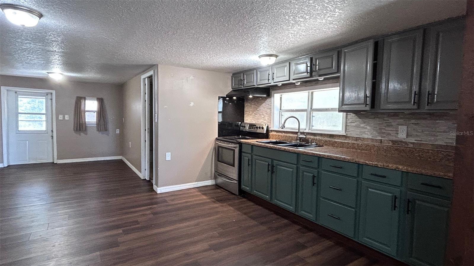 4800 Petroff Avenue, FL