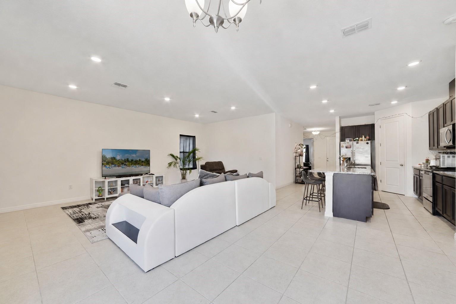 9222 Waverly Walk Drive, FL
