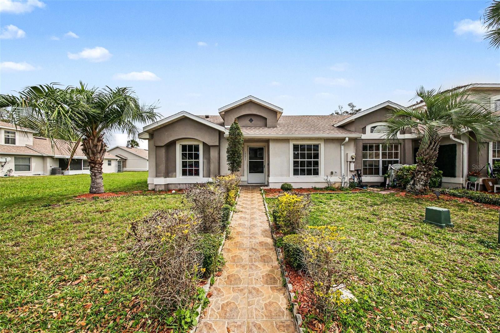 14657 Laguna Beach Circle, FL