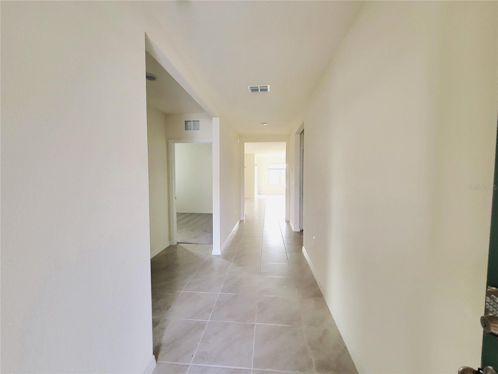 420 Noble Avenue, FL