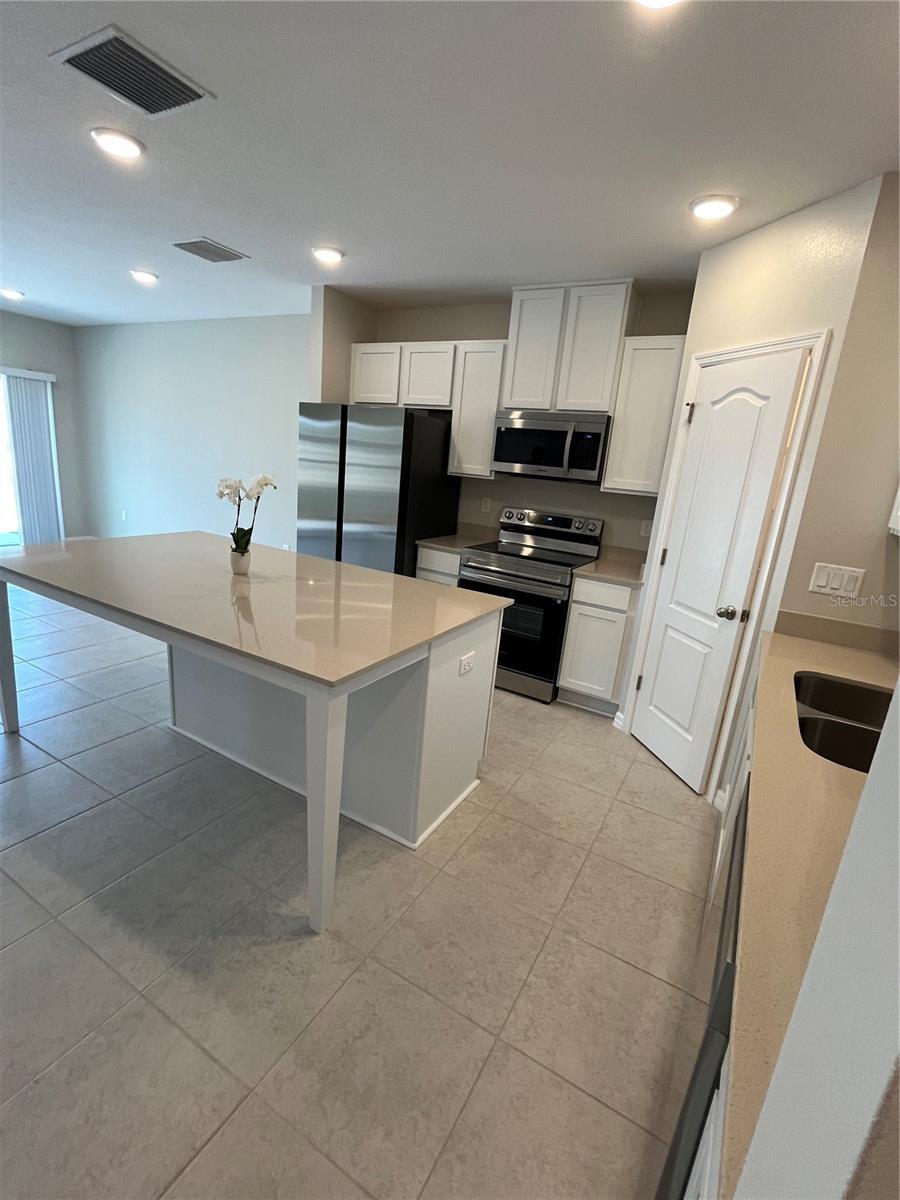 4117 Collegiate Boulevard, FL