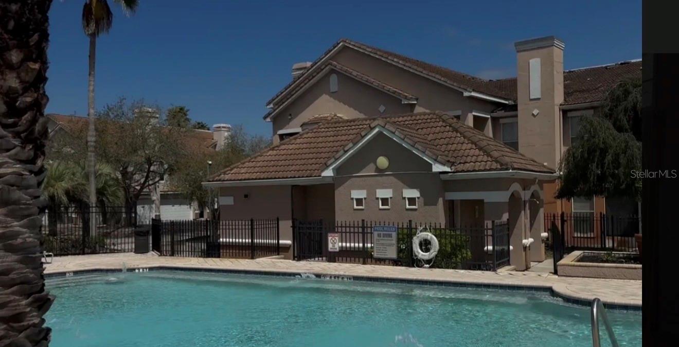 10405 Villa View Circle, FL