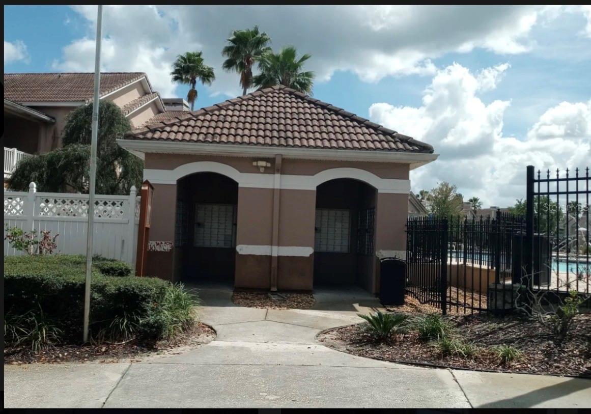 10405 Villa View Circle, FL