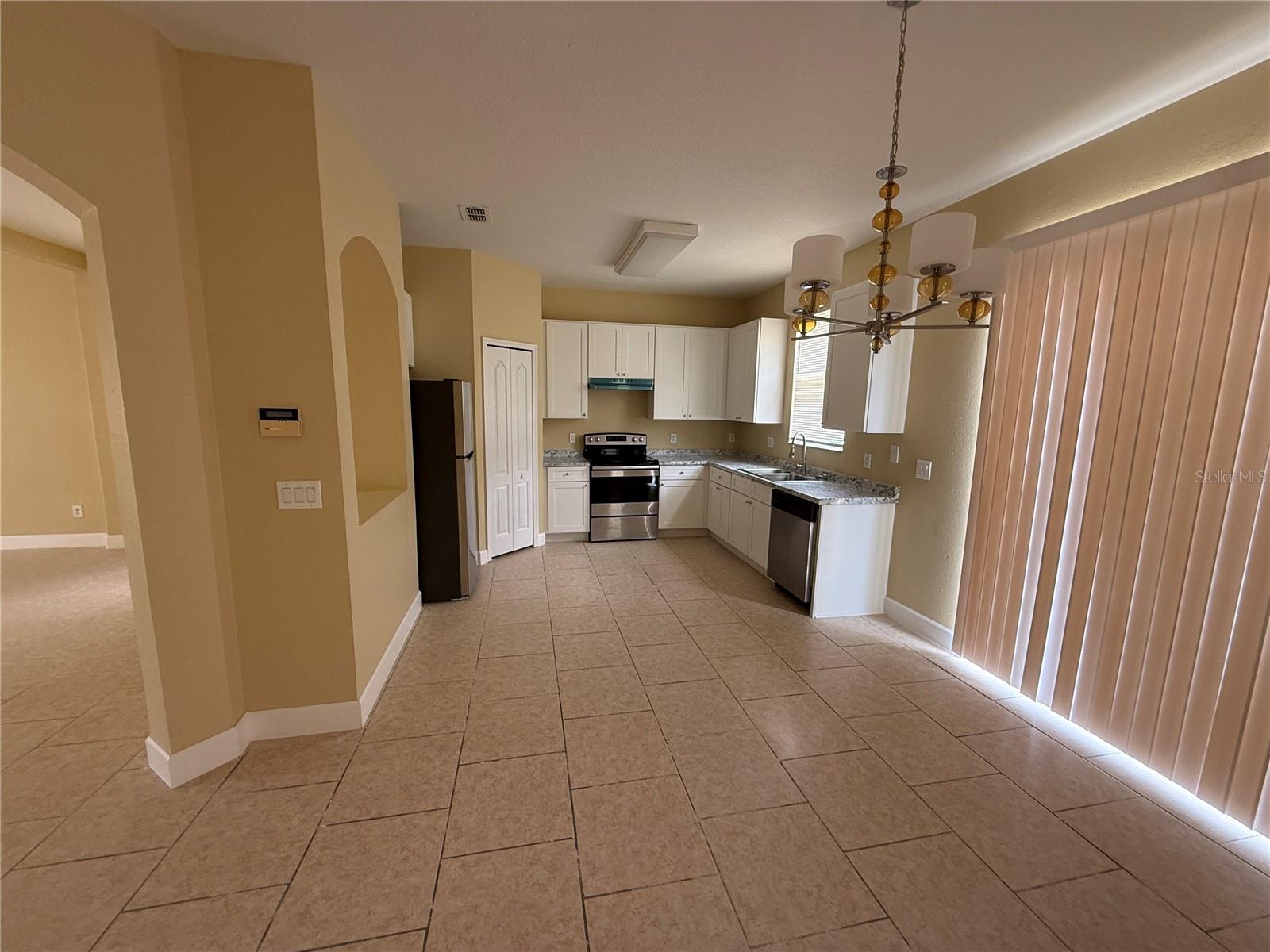 933 Whispering Cypress Lane, FL