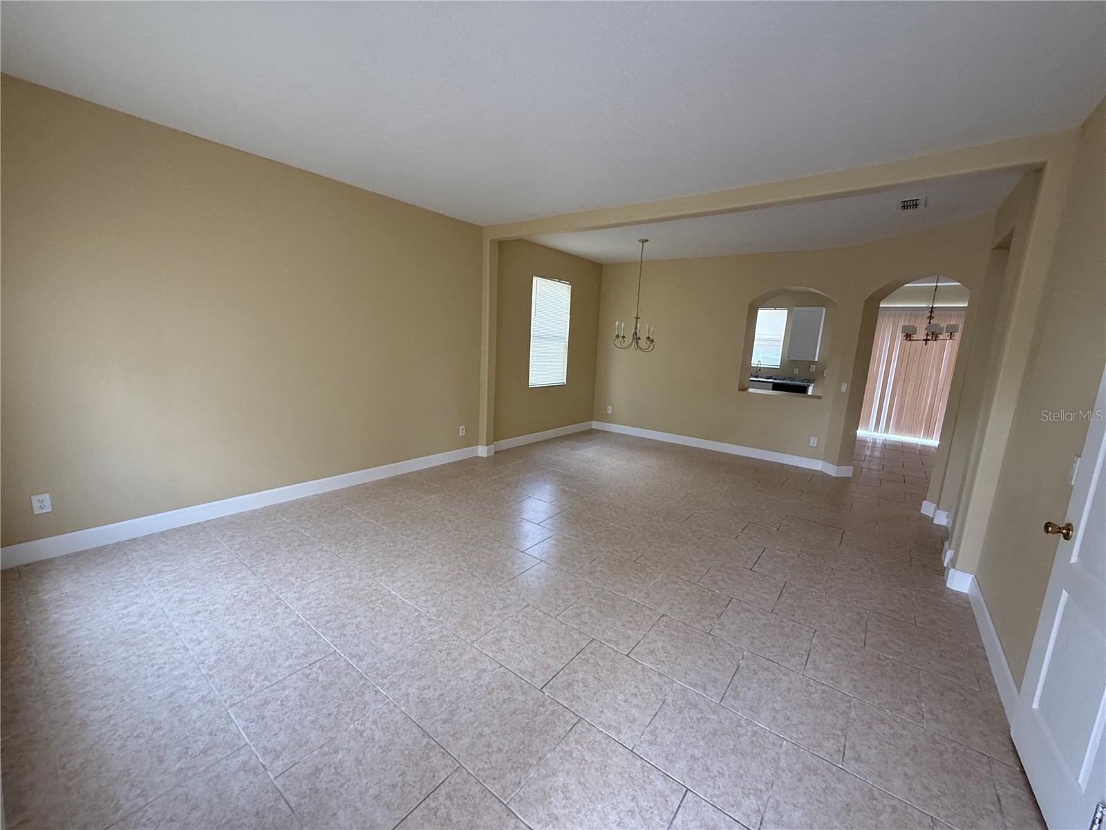933 Whispering Cypress Lane, FL