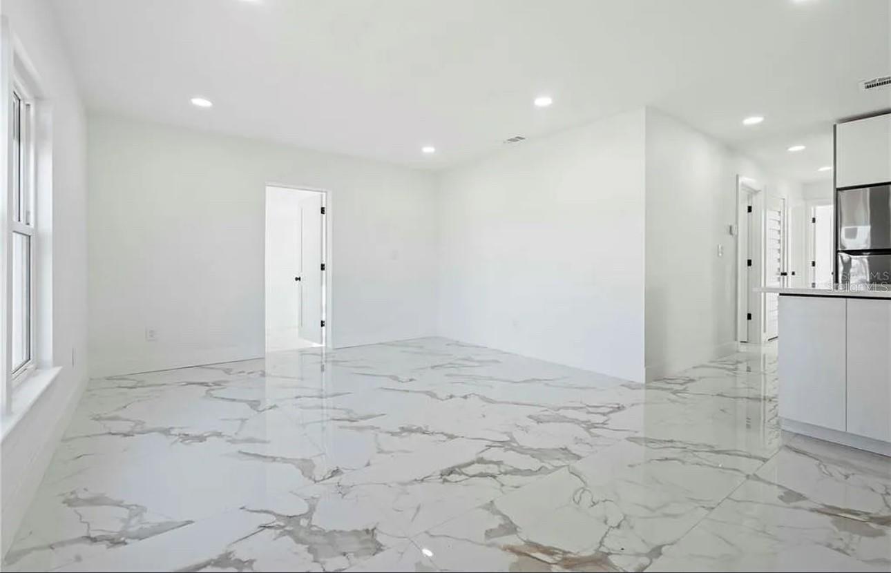 5101 Town N Country Boulevard, FL