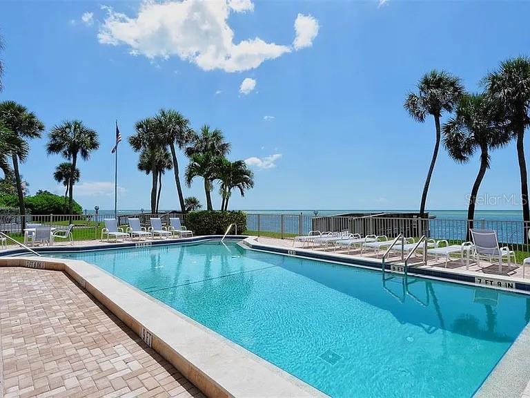 4822 Ocean Boulevard, FL