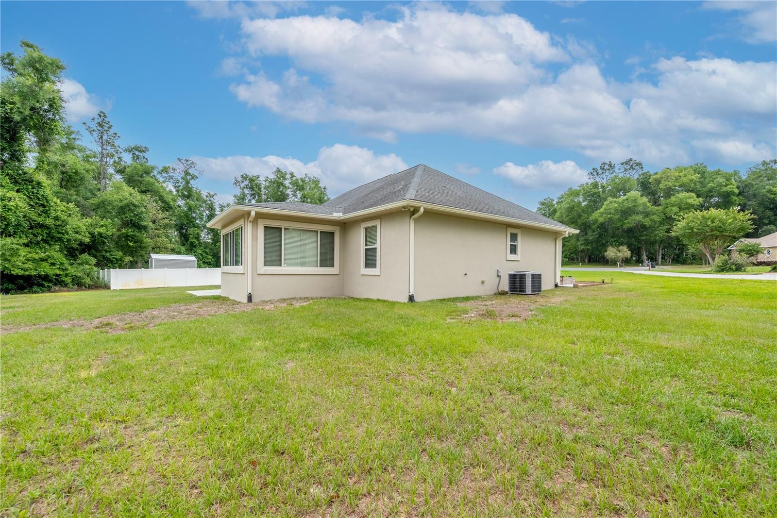 376 Fieldstone Court, FL