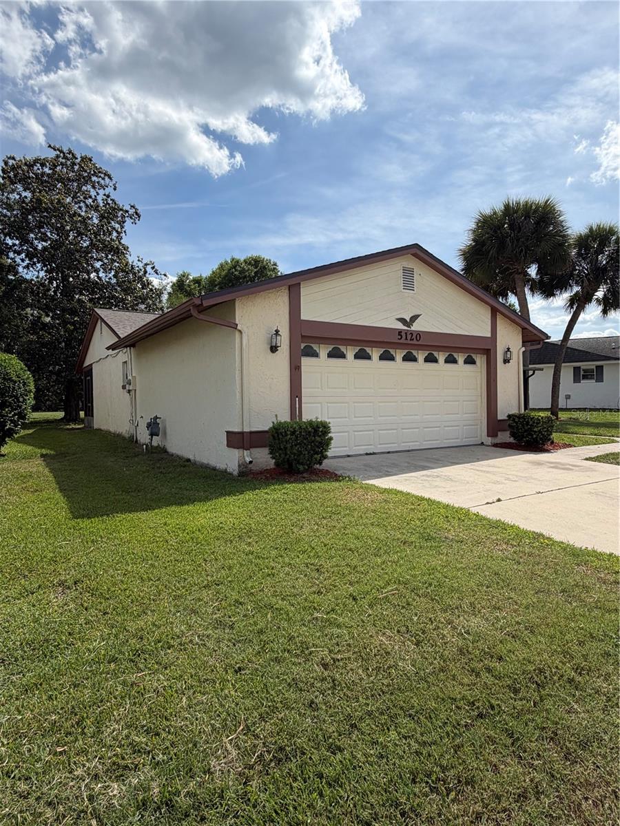 5120 Lazy Lake Circle, FL