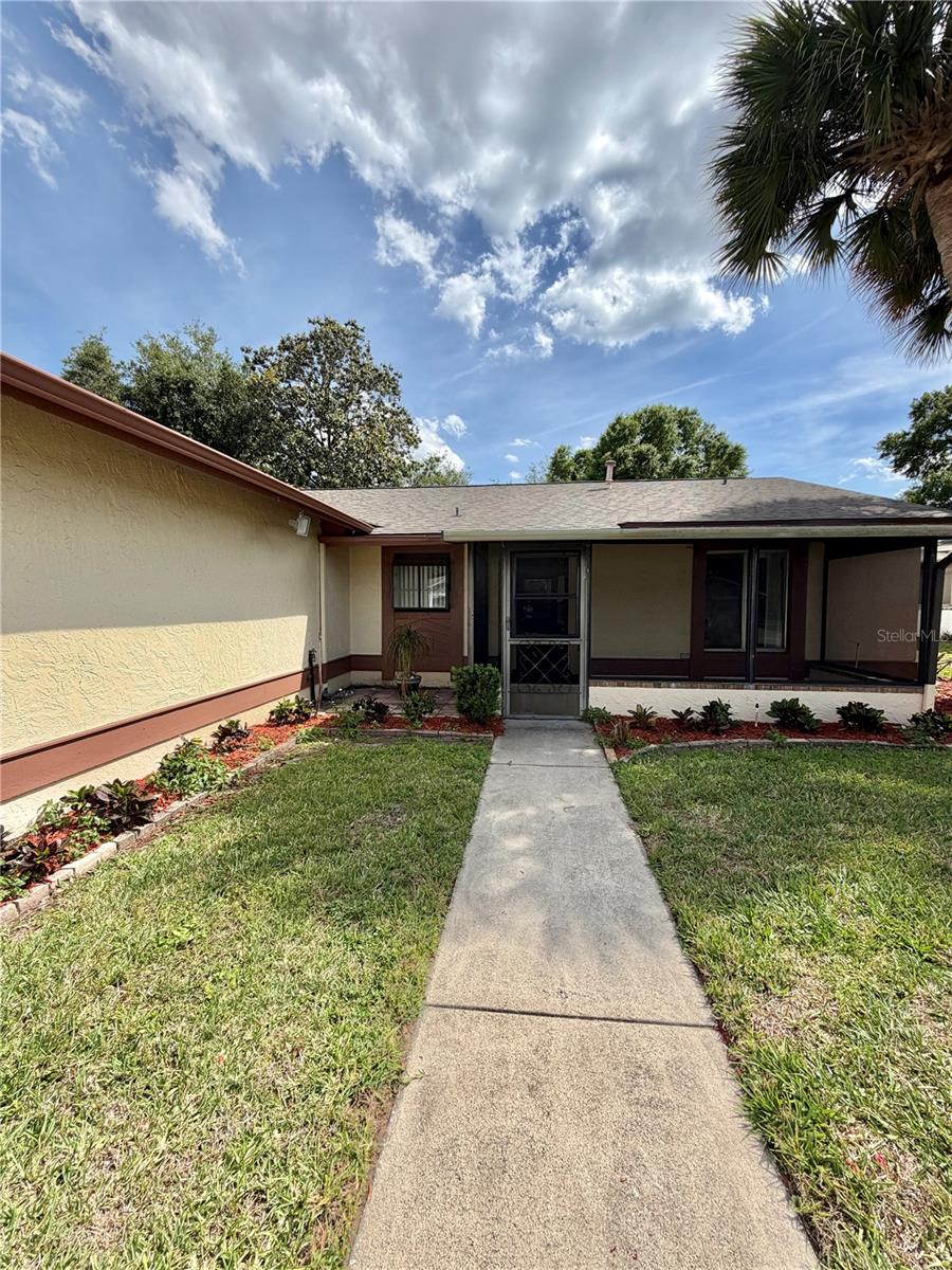 5120 Lazy Lake Circle, FL