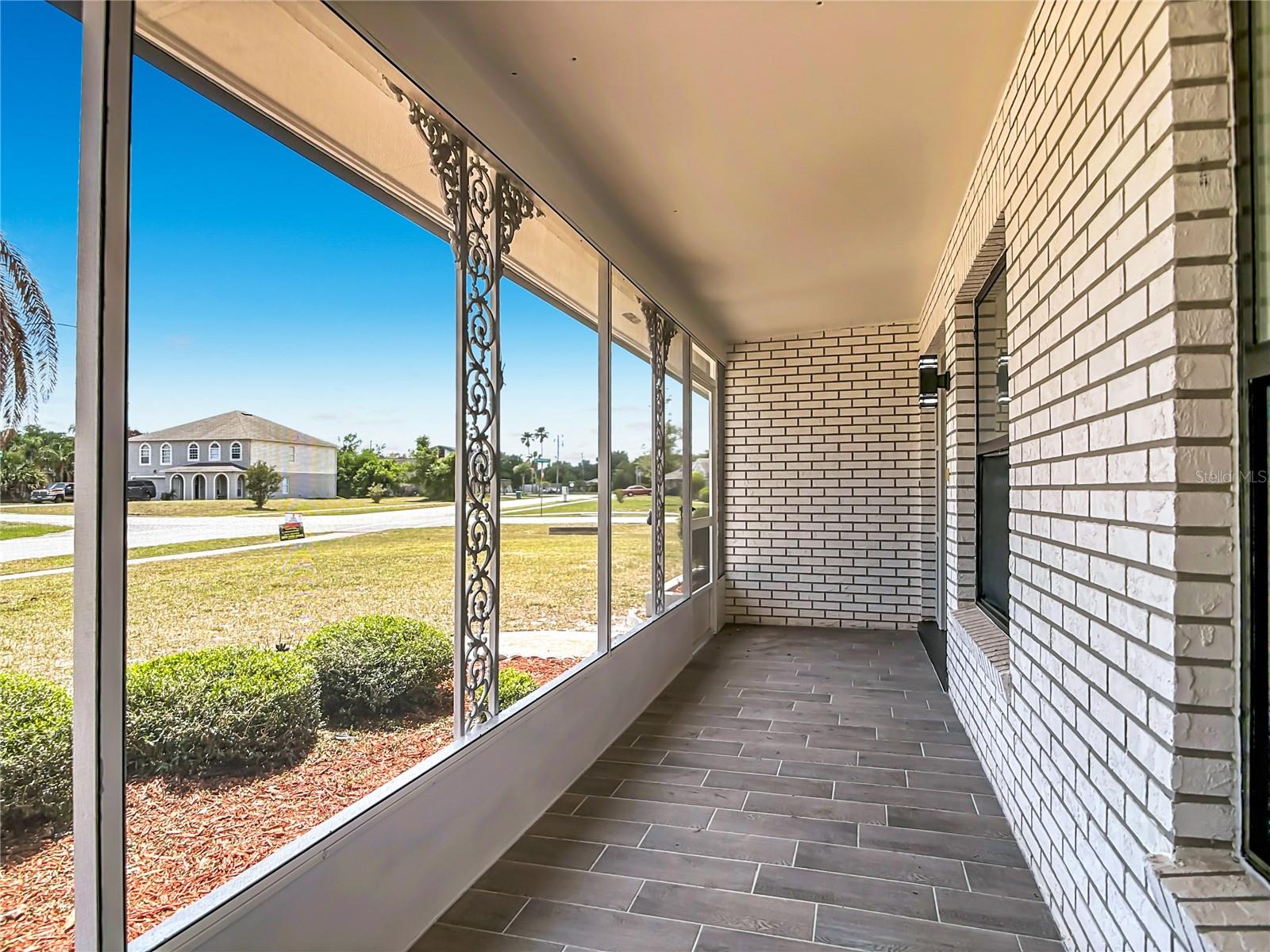 930 Troy Drive, FL