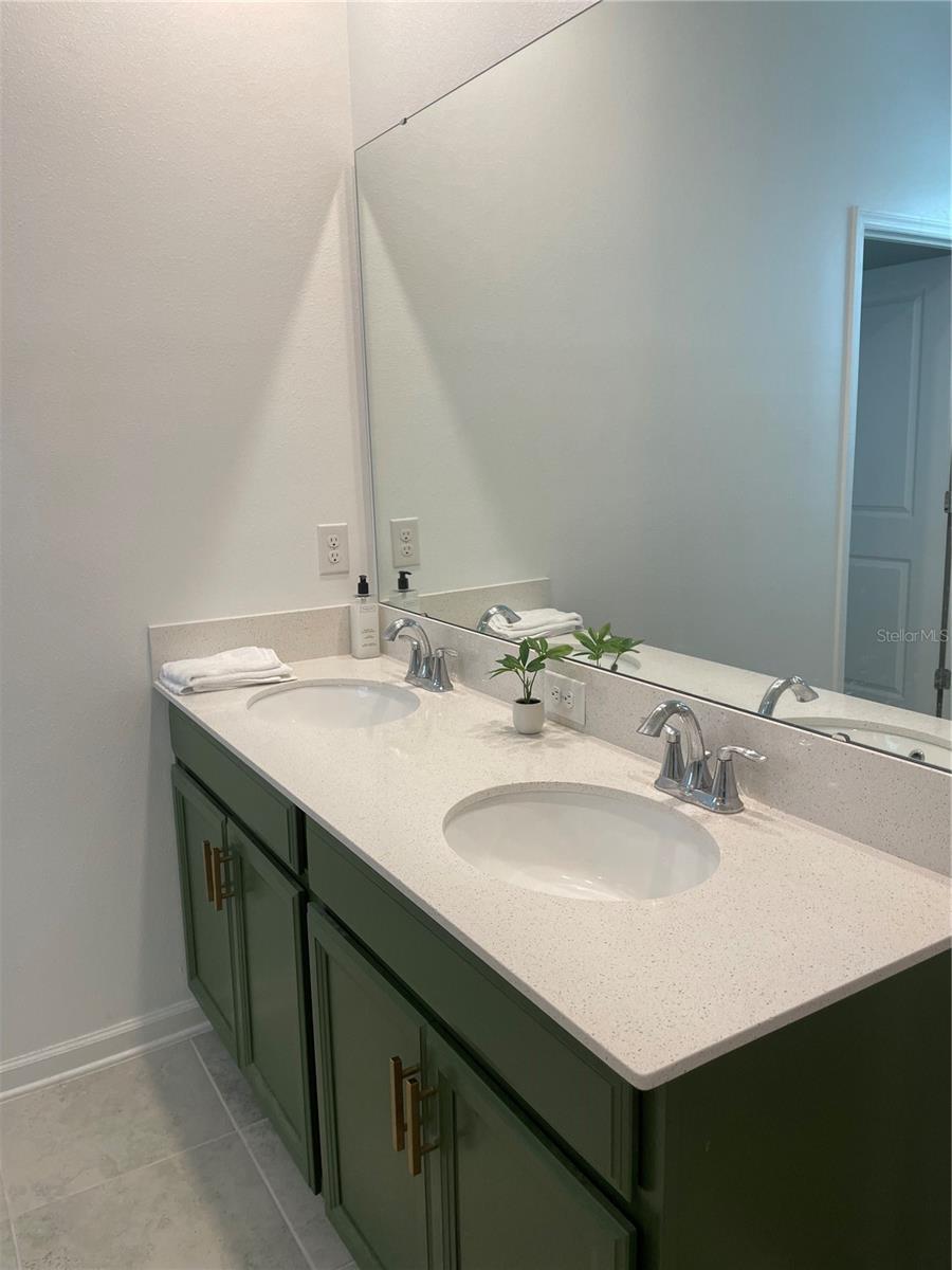 1447 Roxy Lane, FL