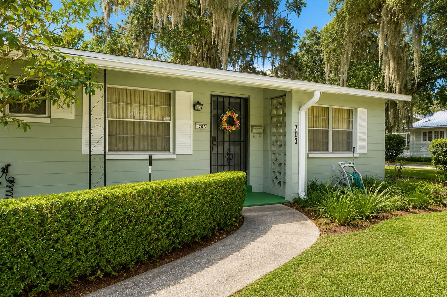 703 6th Place, FL