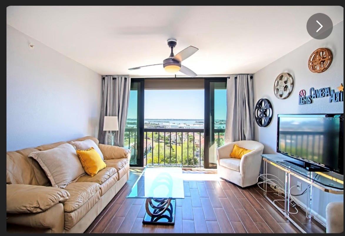 255 Dolphin Point, FL