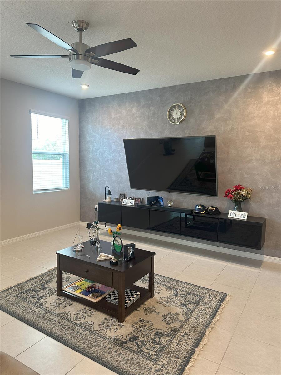 2340 Avian Loop, FL