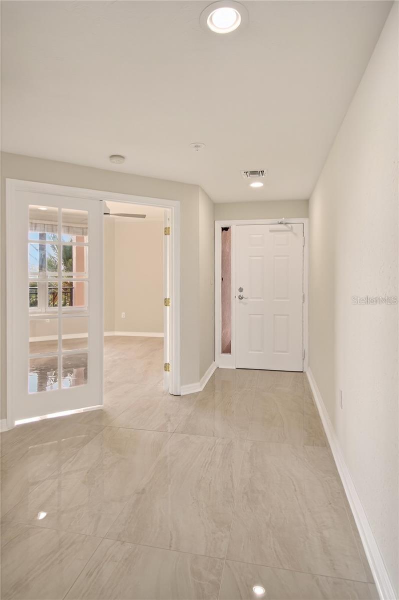 5430 Eagles Point Circle, FL