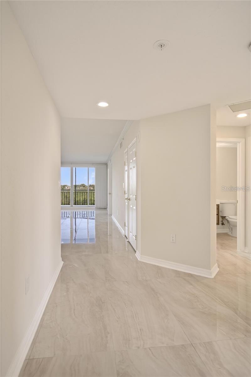 5430 Eagles Point Circle, FL