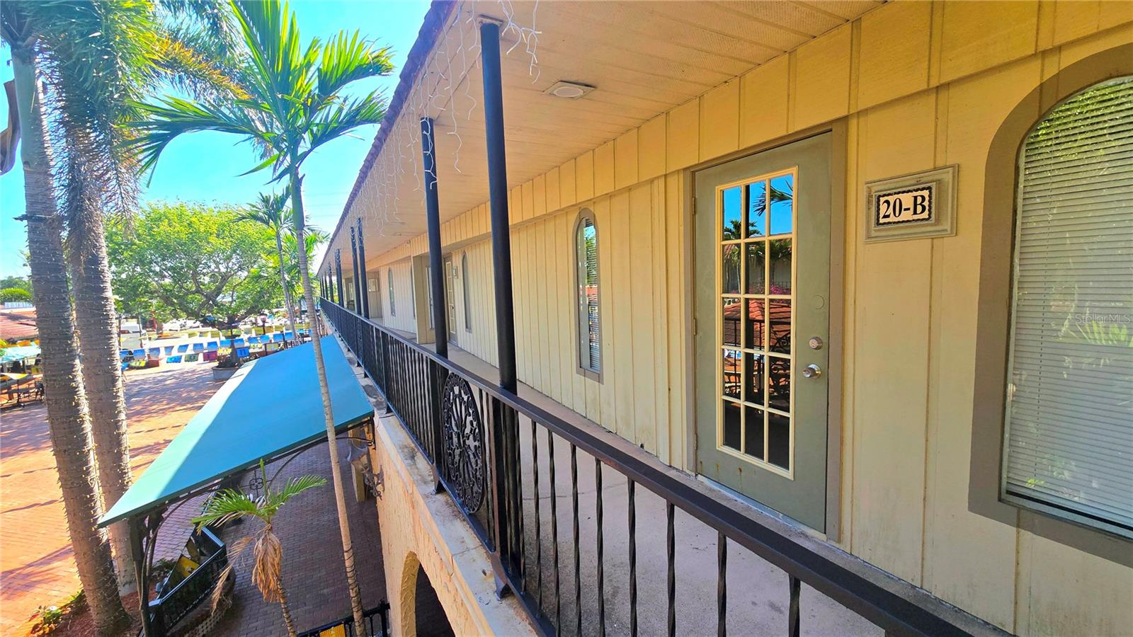 530 Us-41-Byp, FL