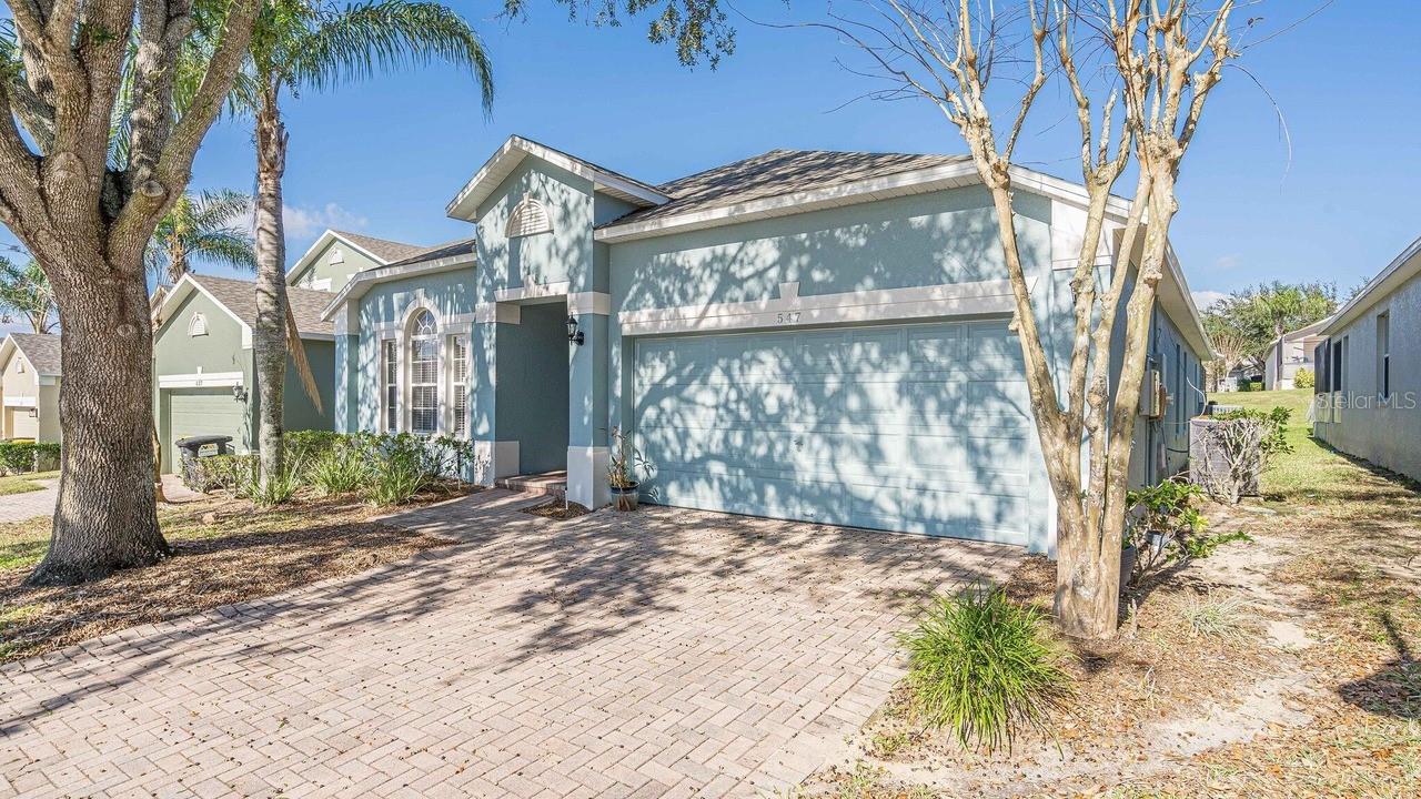547 Kensington Drive, FL