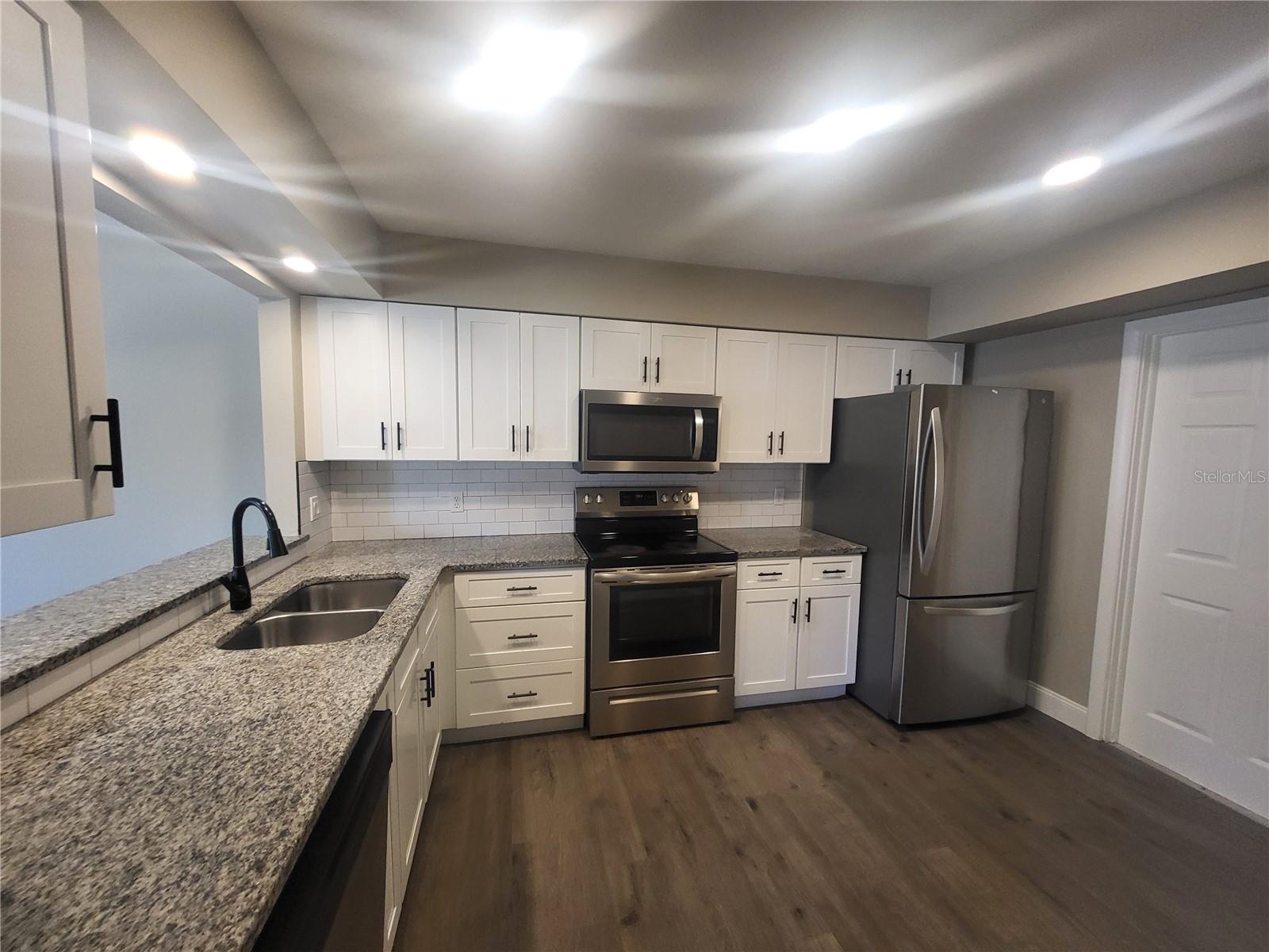 7238 Harbor Heights Circle, FL