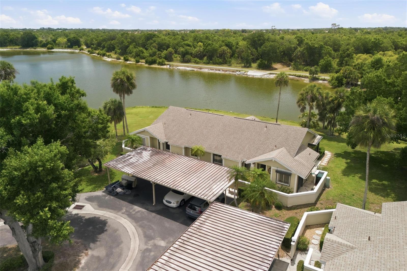 3016 Sail Pointe Circle, FL