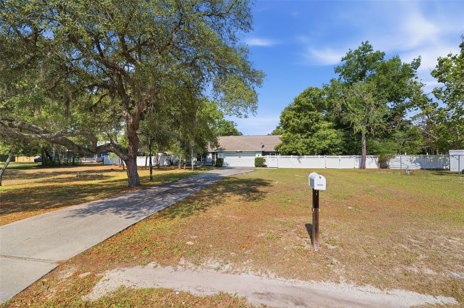 12515 Canton Avenue, FL