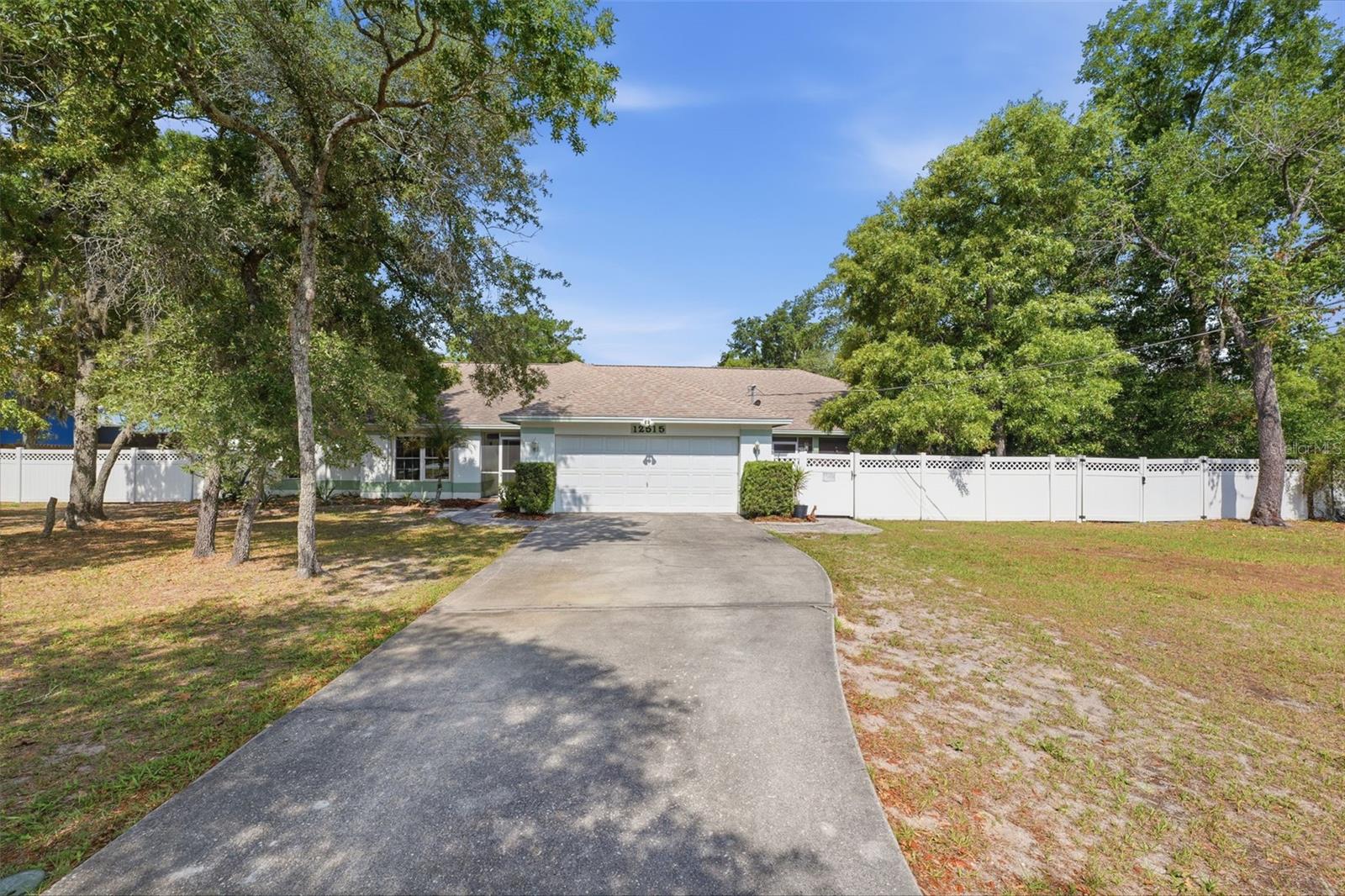 12515 Canton Avenue, FL