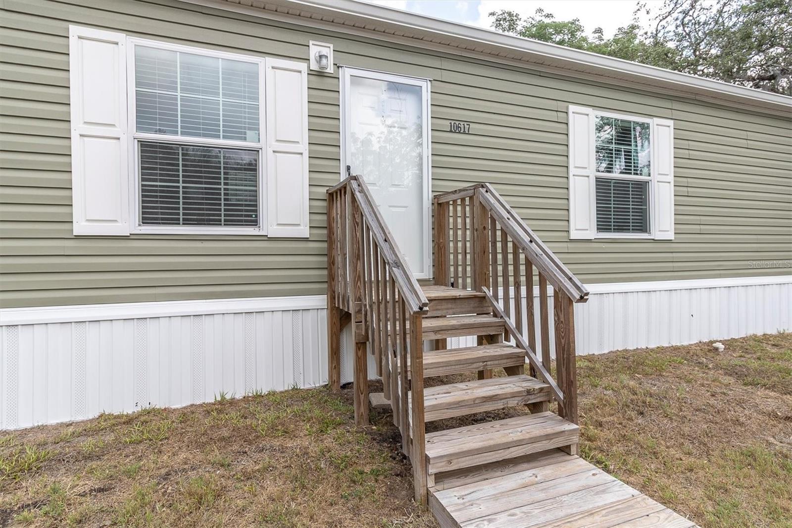 10617 Denton Avenue, FL