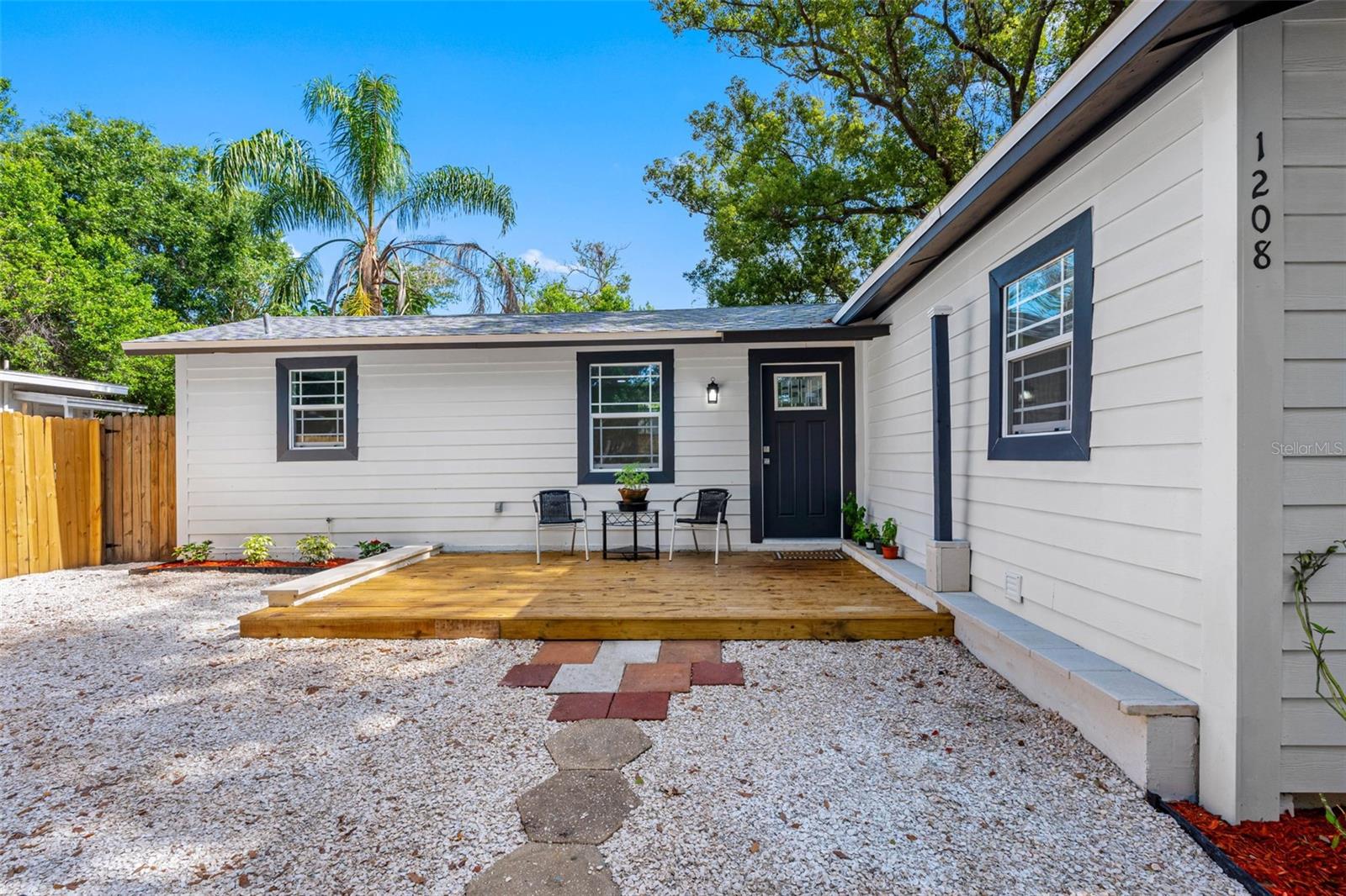 1208 Chilkoot Avenue, FL