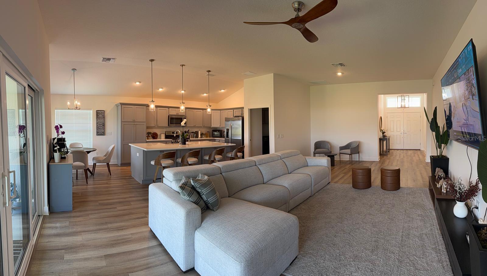 2655 Cleveland Place, FL