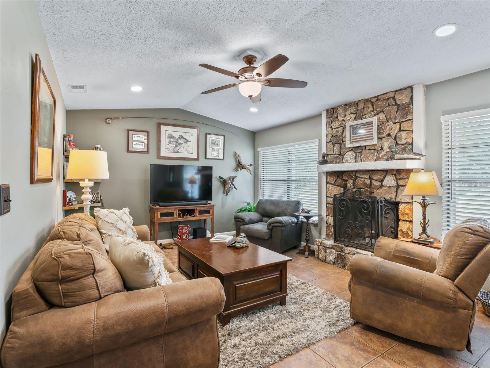 5073 33rd Terrace, FL
