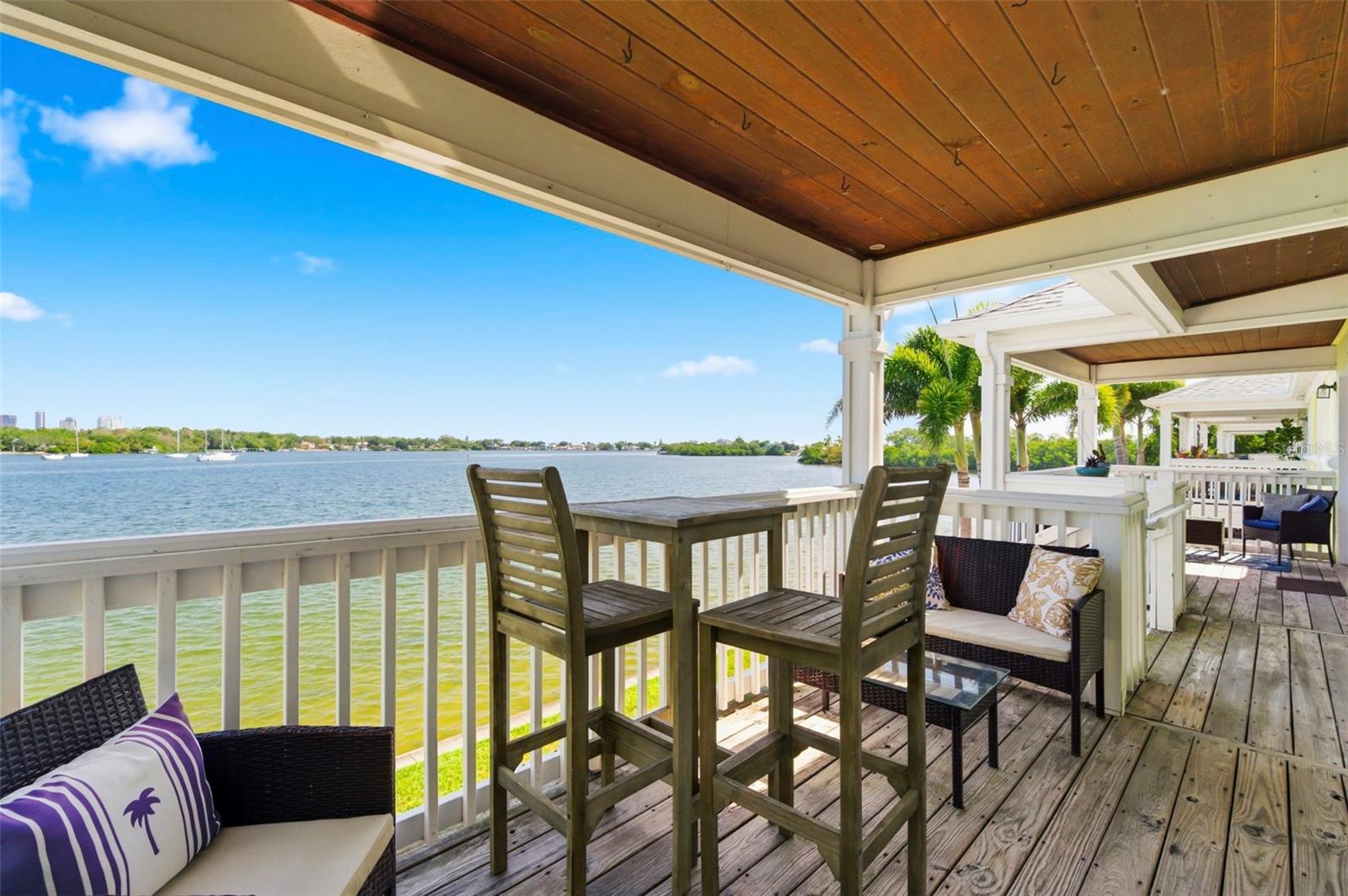 201 Pompano Drive, FL